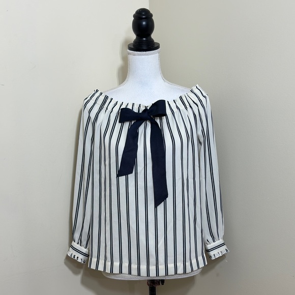 NWOT J.Crew Mercantile || woman’s Off-shoulder striped blue top with bow size Xs - Picture 4 of 8